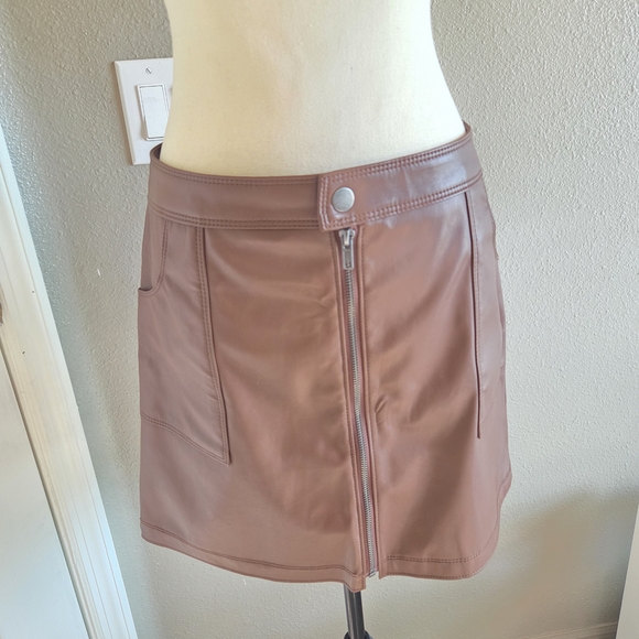 Tinseltown Brown Mini Skirt - Picture 5 of 8